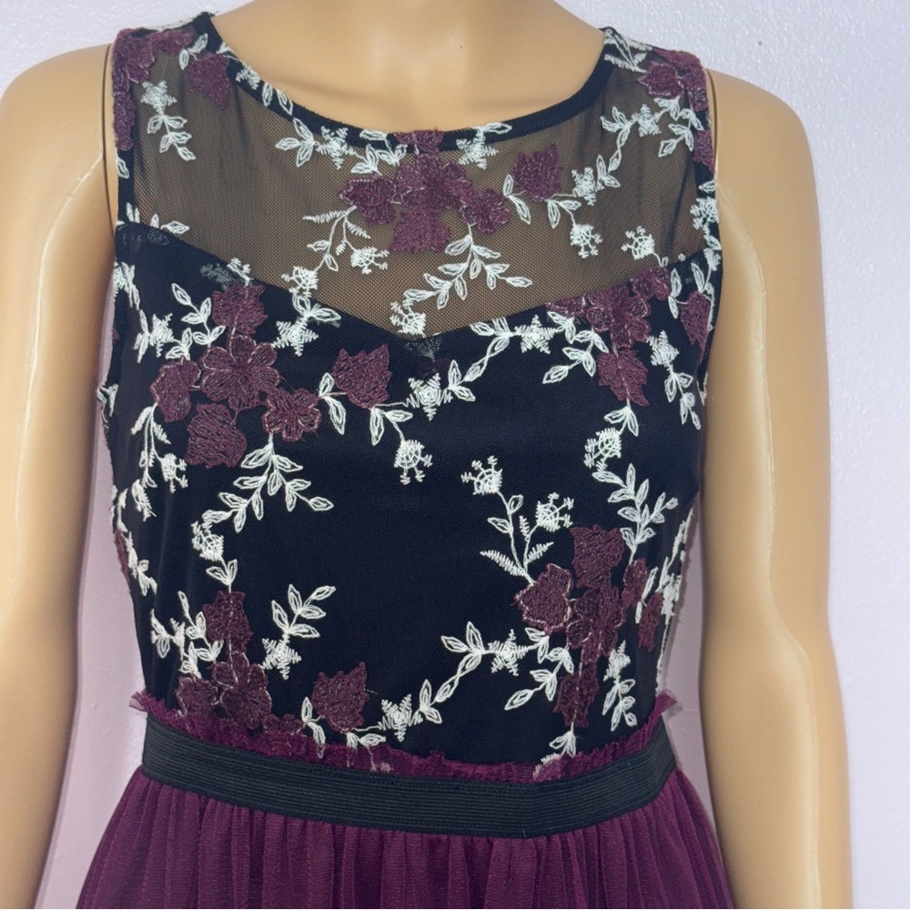Speechless Burgundy and Black Floral Embroidered Mini Dress